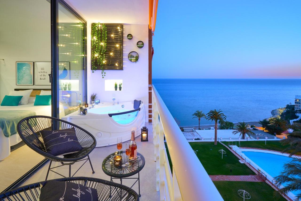 Suite Del Mar Luxury Apartment With Jacuzzi Torremolinos Bagian luar foto