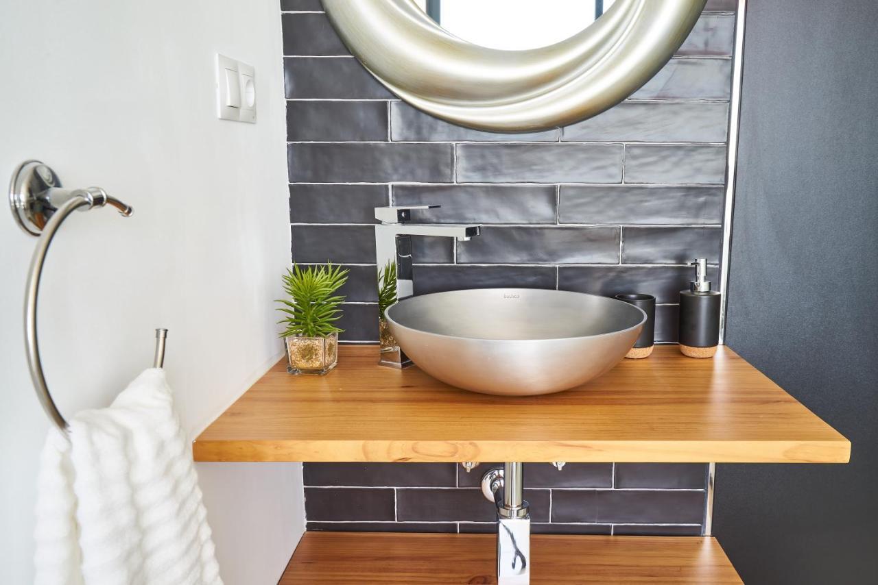 Suite Del Mar Luxury Apartment With Jacuzzi Torremolinos Bagian luar foto